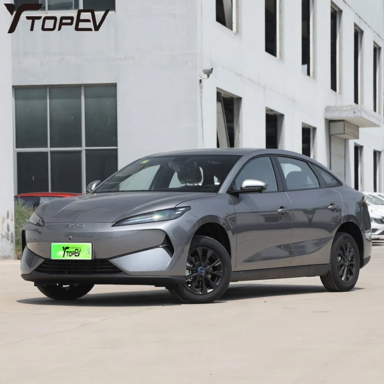 2025 BYD E7 – электрический седан для такси и каршеринга2025-new-byd-e7-ride-hailing-electric-sedan